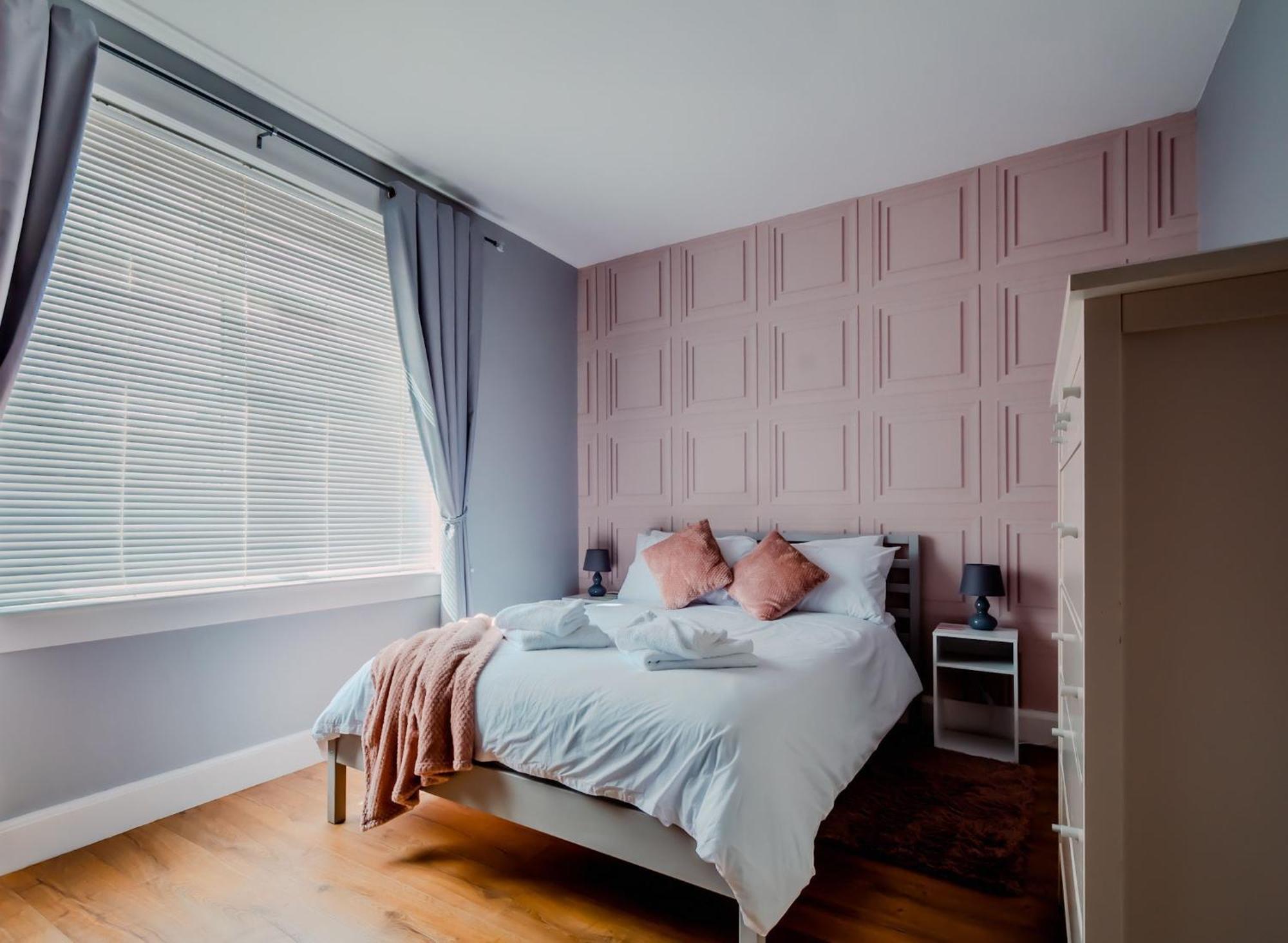 Crewe Apartment - 2 Bed, Free Off Street Parking And Private Garden Édimbourg Extérieur photo
