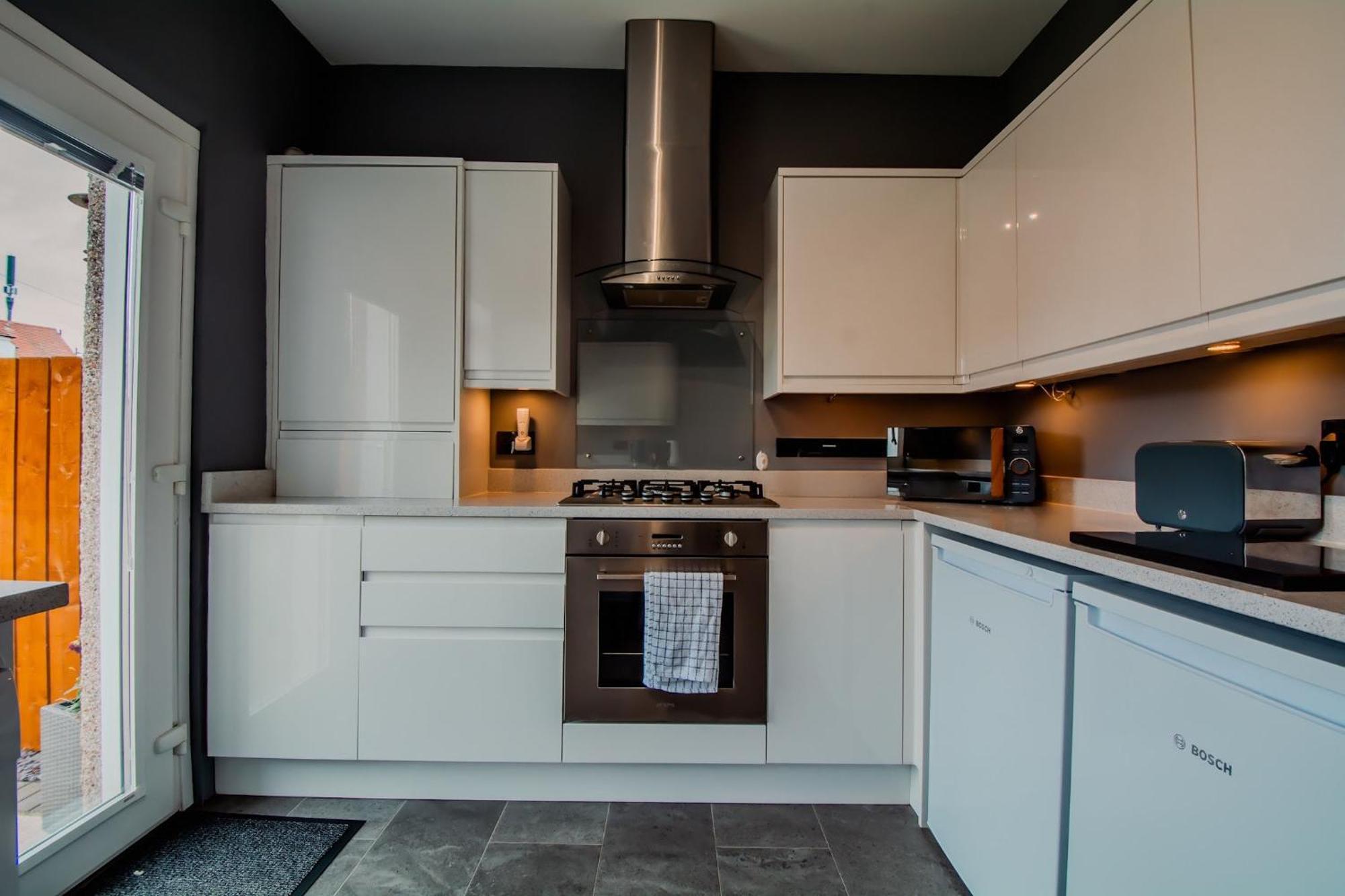 Crewe Apartment - 2 Bed, Free Off Street Parking And Private Garden Édimbourg Extérieur photo