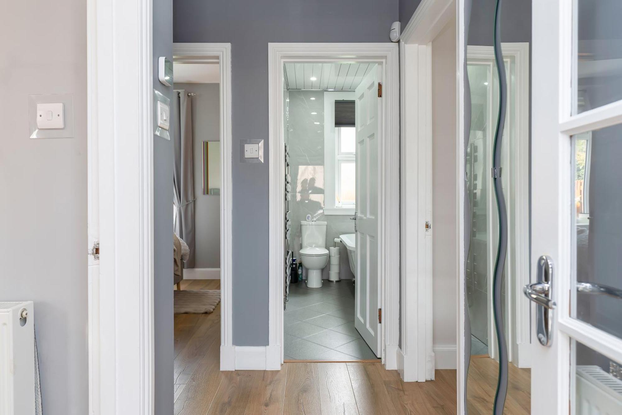 Crewe Apartment - 2 Bed, Free Off Street Parking And Private Garden Édimbourg Extérieur photo